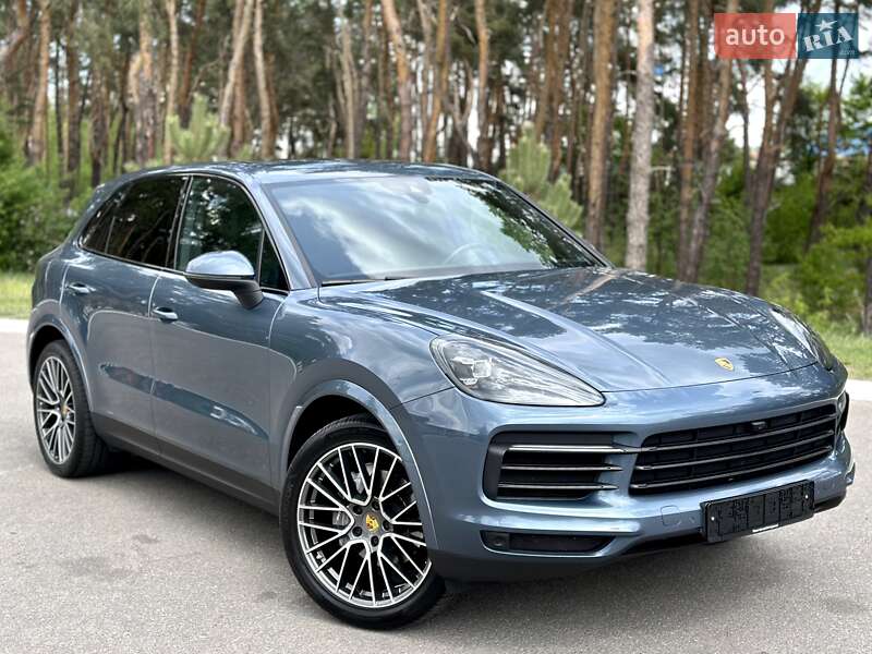 Внедорожник / Кроссовер Porsche Cayenne 2018 в Киеве