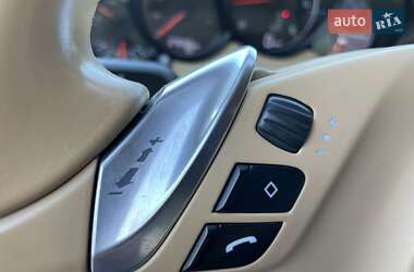 Позашляховик / Кросовер Porsche Cayenne 2012 в 