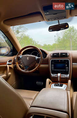 Позашляховик / Кросовер Porsche Cayenne 2008 в 
