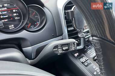 Внедорожник / Кроссовер Porsche Cayenne 2013 в 