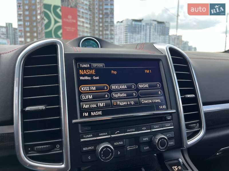 Внедорожник / Кроссовер Porsche Cayenne 2013 в Киеве