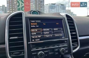 Внедорожник / Кроссовер Porsche Cayenne 2013 в 