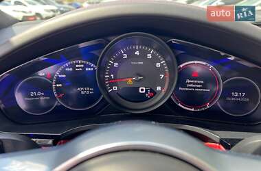 Позашляховик / Кросовер Porsche Cayenne 2019 в 