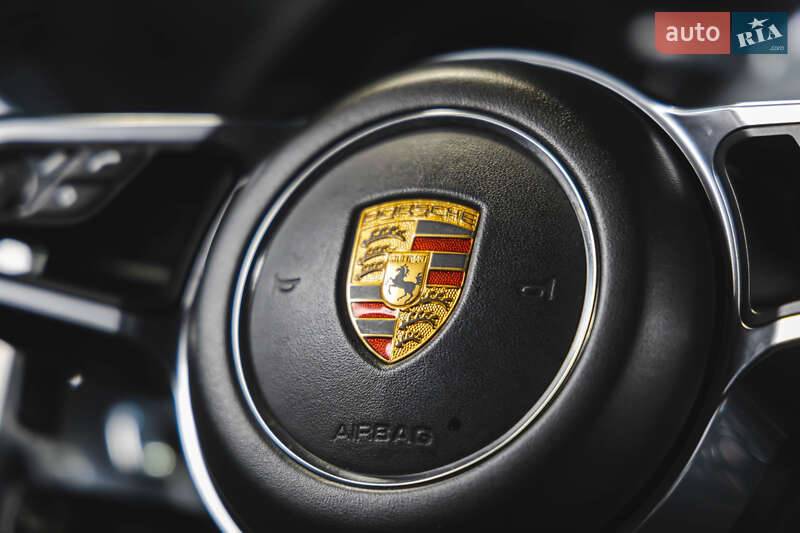 Внедорожник / Кроссовер Porsche Cayenne 2014 в Луцке