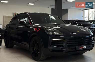 Позашляховик / Кросовер Porsche Cayenne 2019 в 