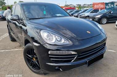 Внедорожник / Кроссовер Porsche Cayenne 2013 в 