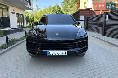Позашляховик / Кросовер Porsche Cayenne 2019 в 