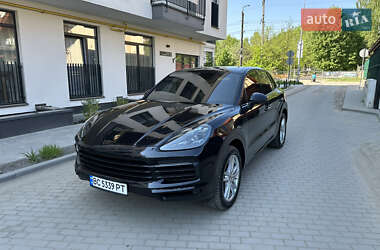 Позашляховик / Кросовер Porsche Cayenne 2019 в 