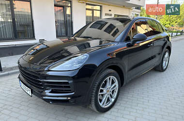 Позашляховик / Кросовер Porsche Cayenne 2019 в 