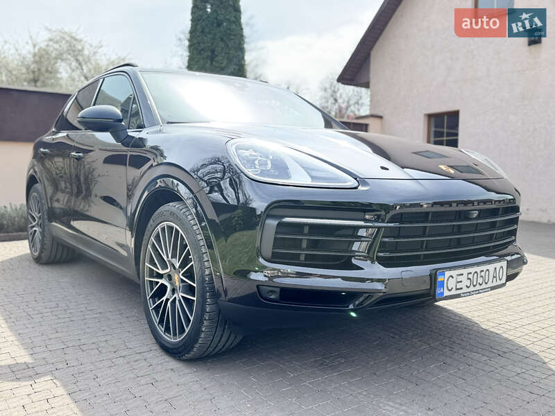 Внедорожник / Кроссовер Porsche Cayenne 2018 в Черновцах