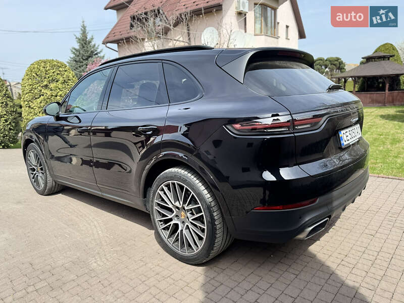 Внедорожник / Кроссовер Porsche Cayenne 2018 в Черновцах