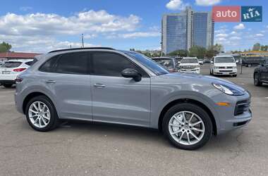 Внедорожник / Кроссовер Porsche Cayenne 2019 в 