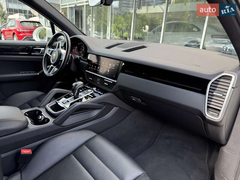 Внедорожник / Кроссовер Porsche Cayenne 2022 в Днепре фото 20 Внедорожник / Кроссовер Porsche Cayenne 2022 в Днепре