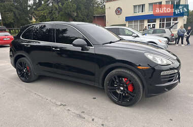 Внедорожник / Кроссовер Porsche Cayenne 2010 в 