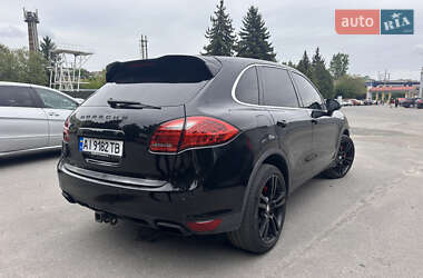 Внедорожник / Кроссовер Porsche Cayenne 2010 в 