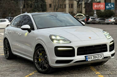 Внедорожник / Кроссовер Porsche Cayenne 2019 в 