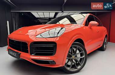 Внедорожник / Кроссовер Porsche Cayenne 2019 в 