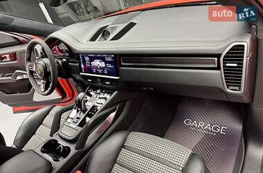 Внедорожник / Кроссовер Porsche Cayenne 2019 в 