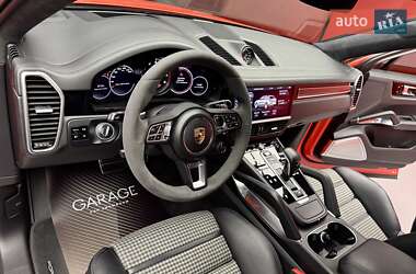 Внедорожник / Кроссовер Porsche Cayenne 2019 в 