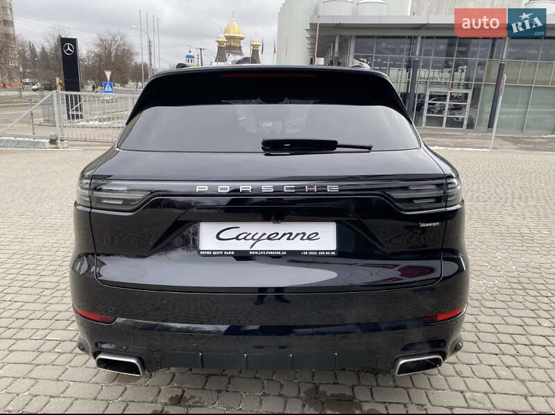 Внедорожник / Кроссовер Porsche Cayenne 2018 в Хмельницком