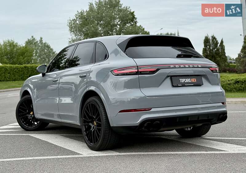 Внедорожник / Кроссовер Porsche Cayenne 2018 в Киеве