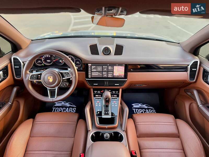 Внедорожник / Кроссовер Porsche Cayenne 2018 в Киеве