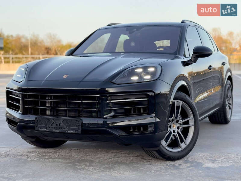 Внедорожник / Кроссовер Porsche Cayenne 2023 в Киеве