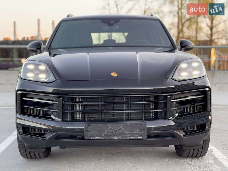 Внедорожник / Кроссовер Porsche Cayenne 2023 в Киеве