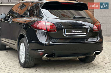 Внедорожник / Кроссовер Porsche Cayenne 2011 в 