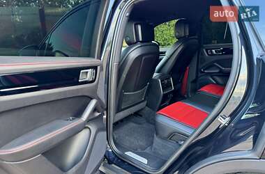Позашляховик / Кросовер Porsche Cayenne 2022 в 
