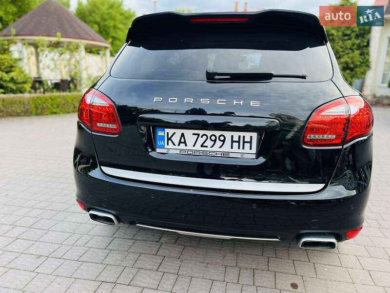 Позашляховик / Кросовер Porsche Cayenne 2010 в Хмельницькому