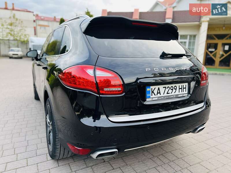 Позашляховик / Кросовер Porsche Cayenne 2010 в Хмельницькому