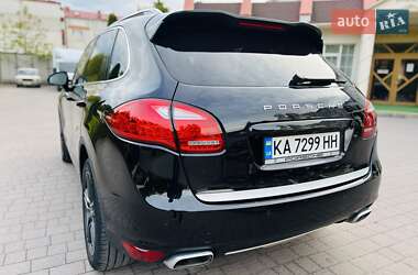 Внедорожник / Кроссовер Porsche Cayenne 2010 в 