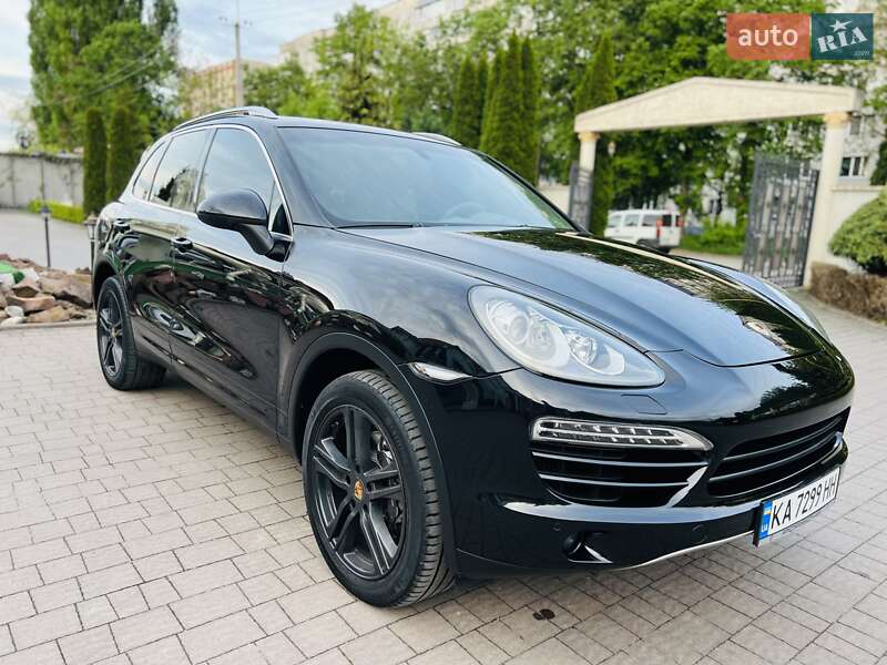 Позашляховик / Кросовер Porsche Cayenne 2010 в Хмельницькому