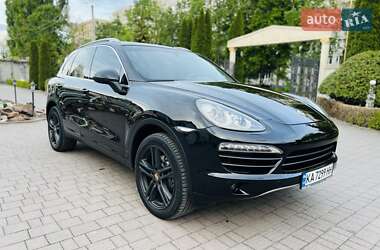 Внедорожник / Кроссовер Porsche Cayenne 2010 в 
