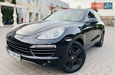 Внедорожник / Кроссовер Porsche Cayenne 2010 в 