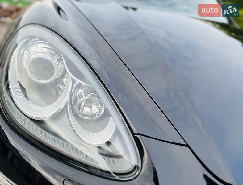 Позашляховик / Кросовер Porsche Cayenne 2010 в Хмельницькому