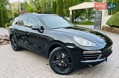 Внедорожник / Кроссовер Porsche Cayenne 2010 в 