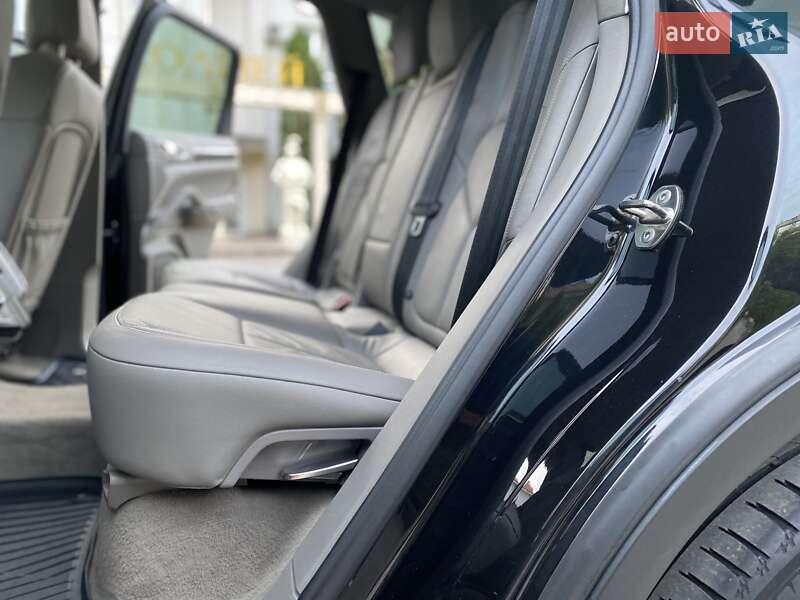 Позашляховик / Кросовер Porsche Cayenne 2010 в Хмельницькому