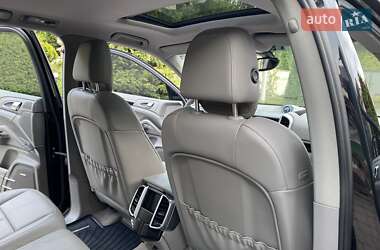 Внедорожник / Кроссовер Porsche Cayenne 2010 в 