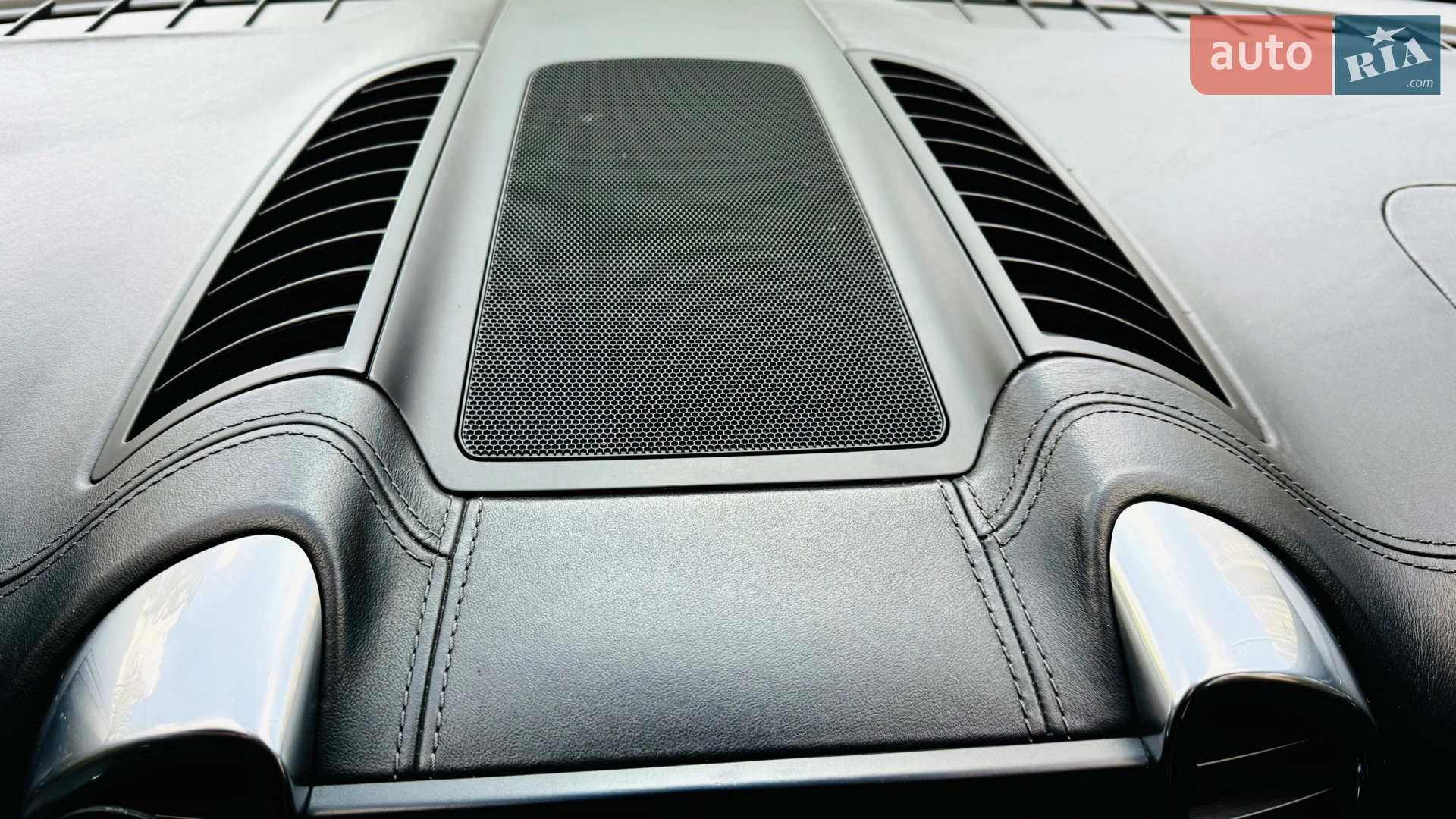 2010 Porsche Cayenne - мініатюра 7
