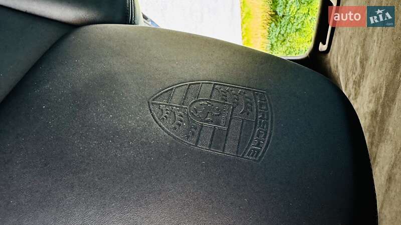 Внедорожник / Кроссовер Porsche Cayenne 2010 в Киеве