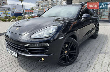 Позашляховик / Кросовер Porsche Cayenne 2013 в 
