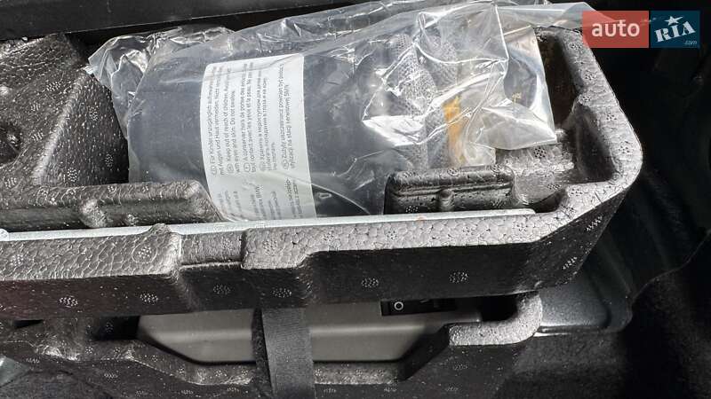 Внедорожник / Кроссовер Porsche Cayenne 2010 в Киеве