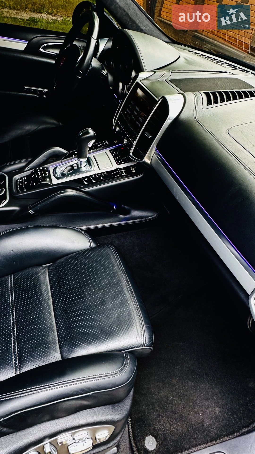 2010 Porsche Cayenne - мініатюра 52