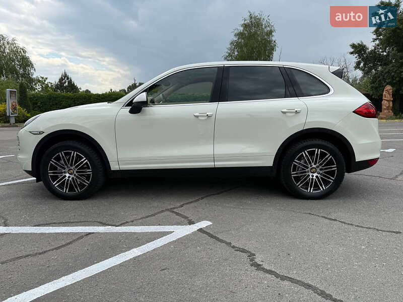 Внедорожник / Кроссовер Porsche Cayenne 2010 в Днепре