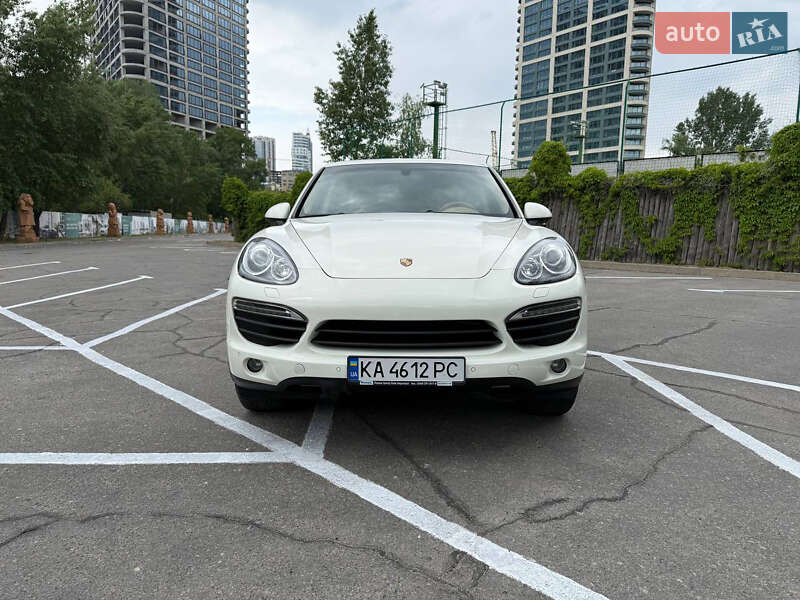 Внедорожник / Кроссовер Porsche Cayenne 2010 в Днепре