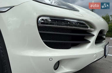 Позашляховик / Кросовер Porsche Cayenne 2010 в 