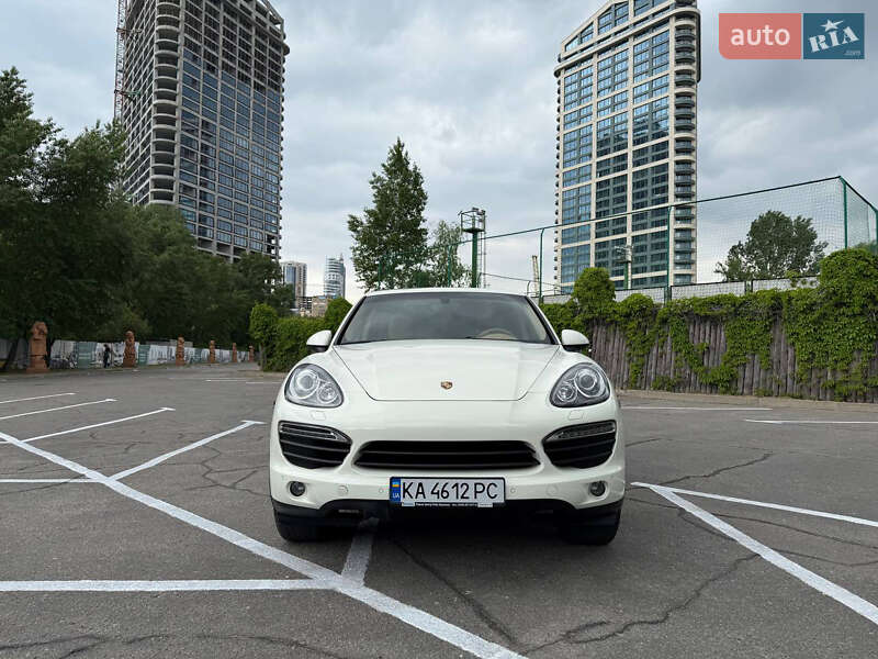 Внедорожник / Кроссовер Porsche Cayenne 2010 в Днепре