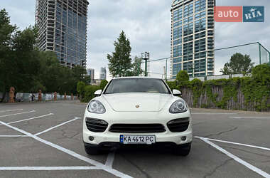 Позашляховик / Кросовер Porsche Cayenne 2010 в 